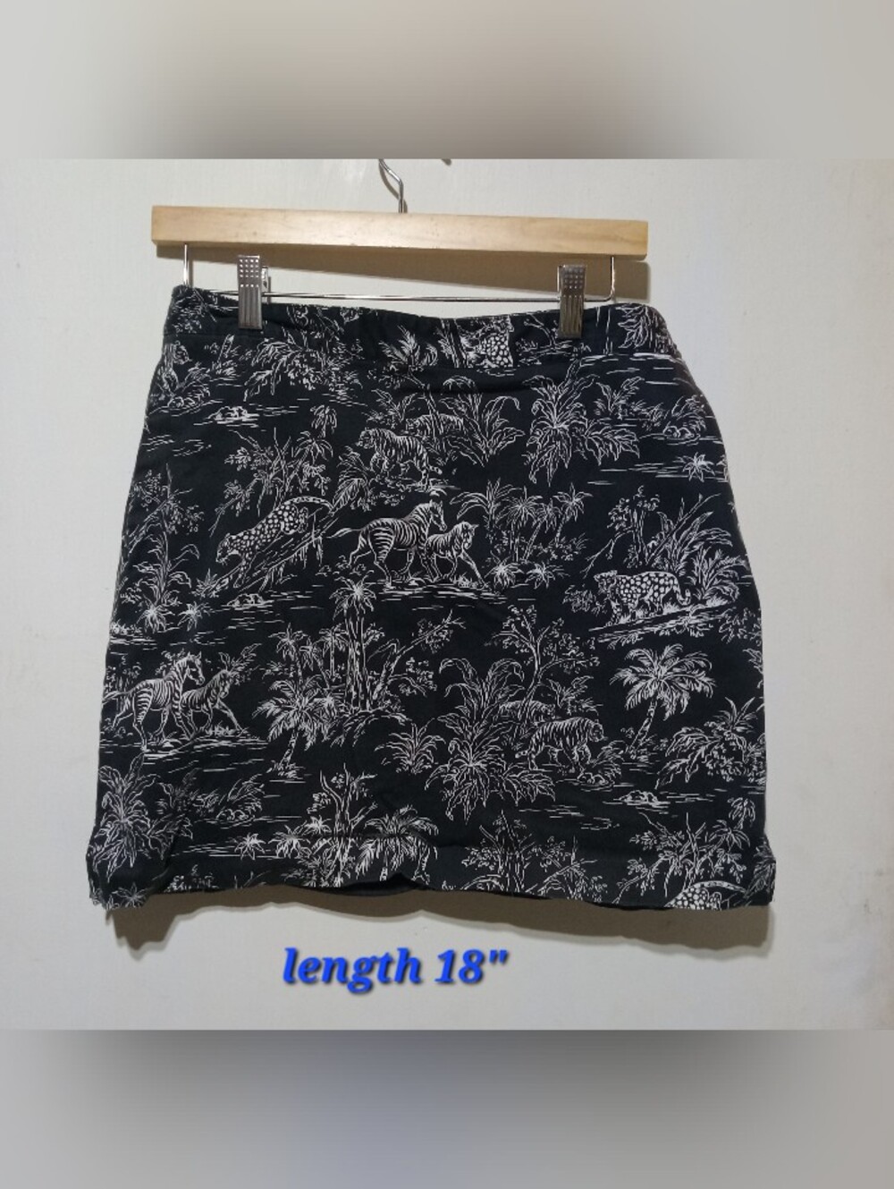 EP Pro Black & White Wildlife Print Golf Skort